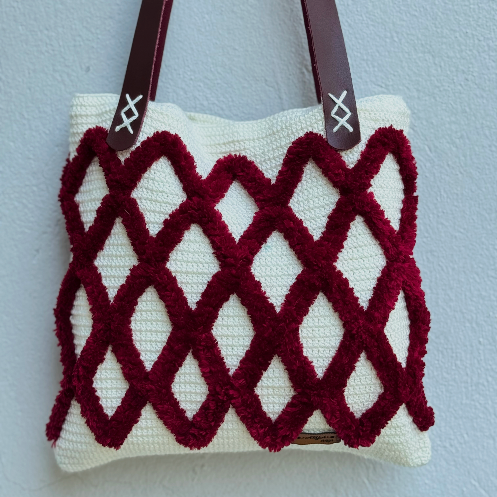 Özel Tasarım Kabartmalı Örgü Omuz Çantası | Deri Saplı El Yapımı Tote Bag